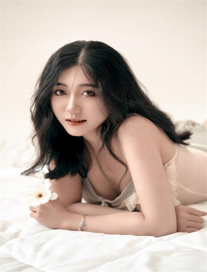 黑色电影技术揭秘：白云山传奇的创作历程与幕后故事 ——黑色电影的专业鉴赏